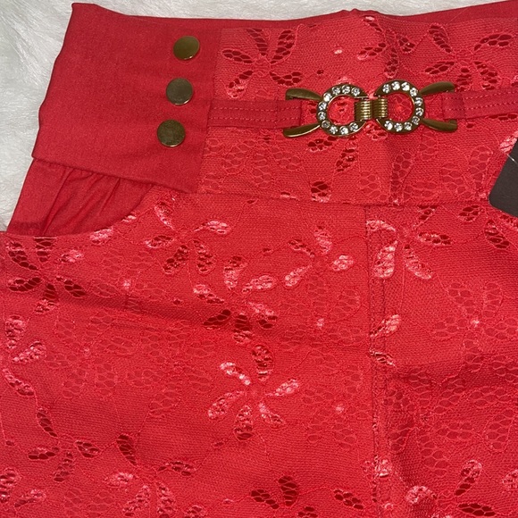 red Shorts - Picture 4 of 5